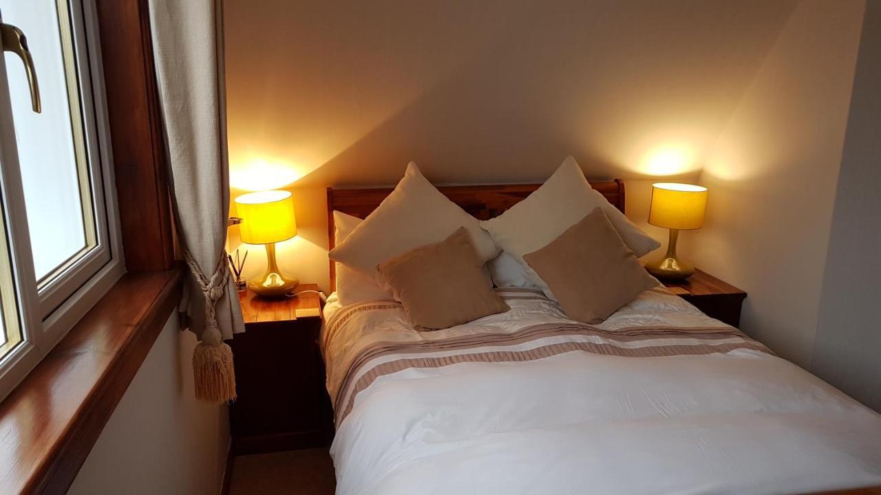 Lochview Guest House Ullapool Exterior foto